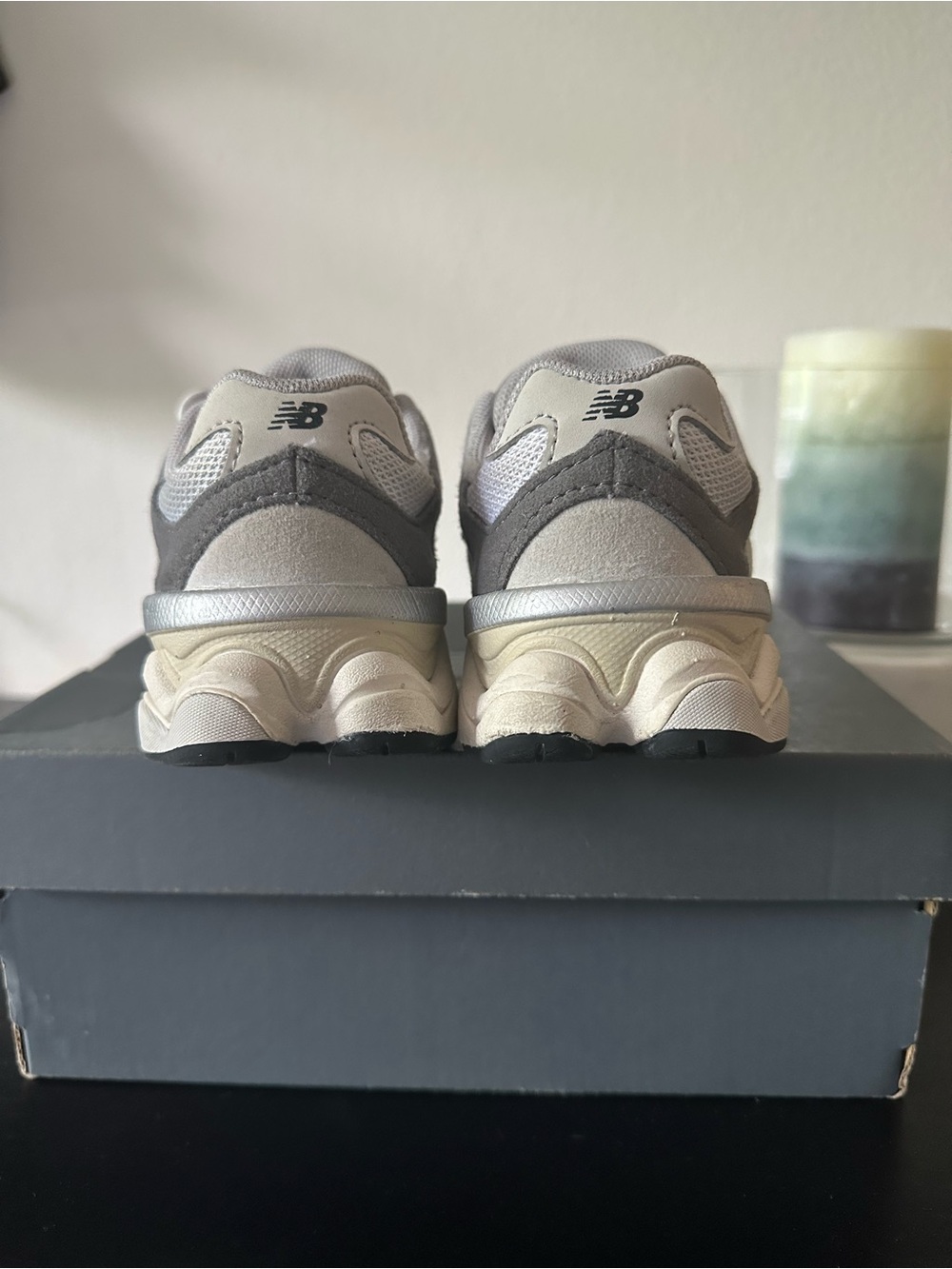 New Balance 9060 - Picture 4 of 11